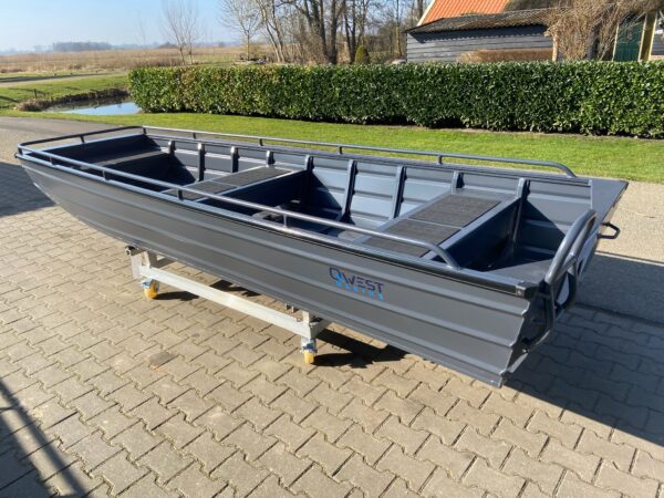 Qwest F361A aluminium platbodem jon boot