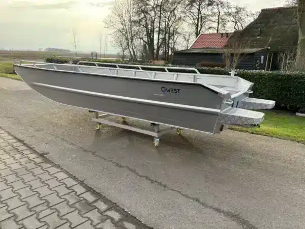 Qwest F485 aluminium platbodem jon boot